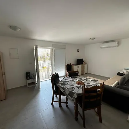 Διαμέρισμα Tamaris *